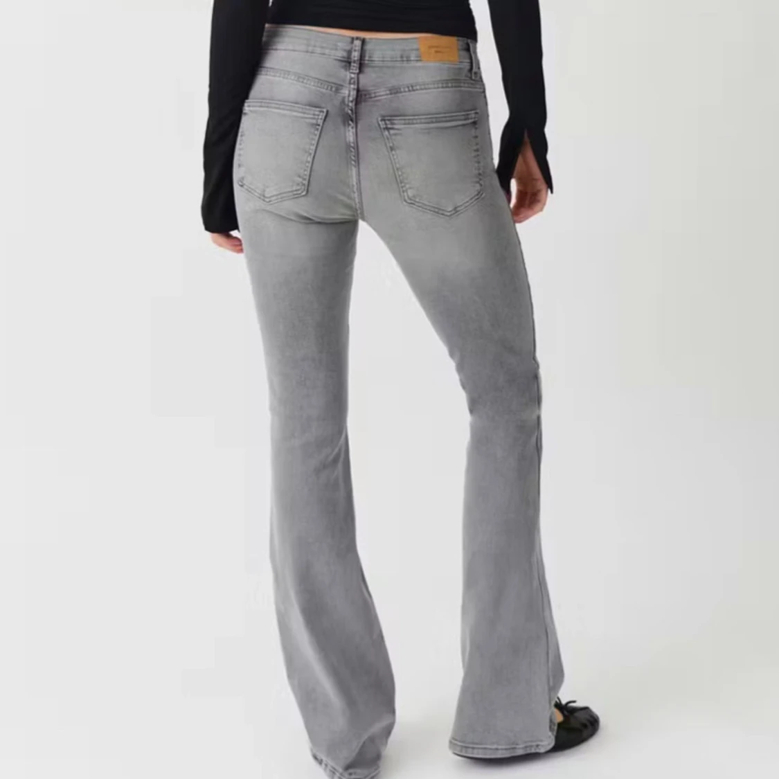 Grå bootcut jeans - 90