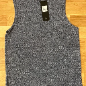 Dam tröja  - Helt ny storlek L