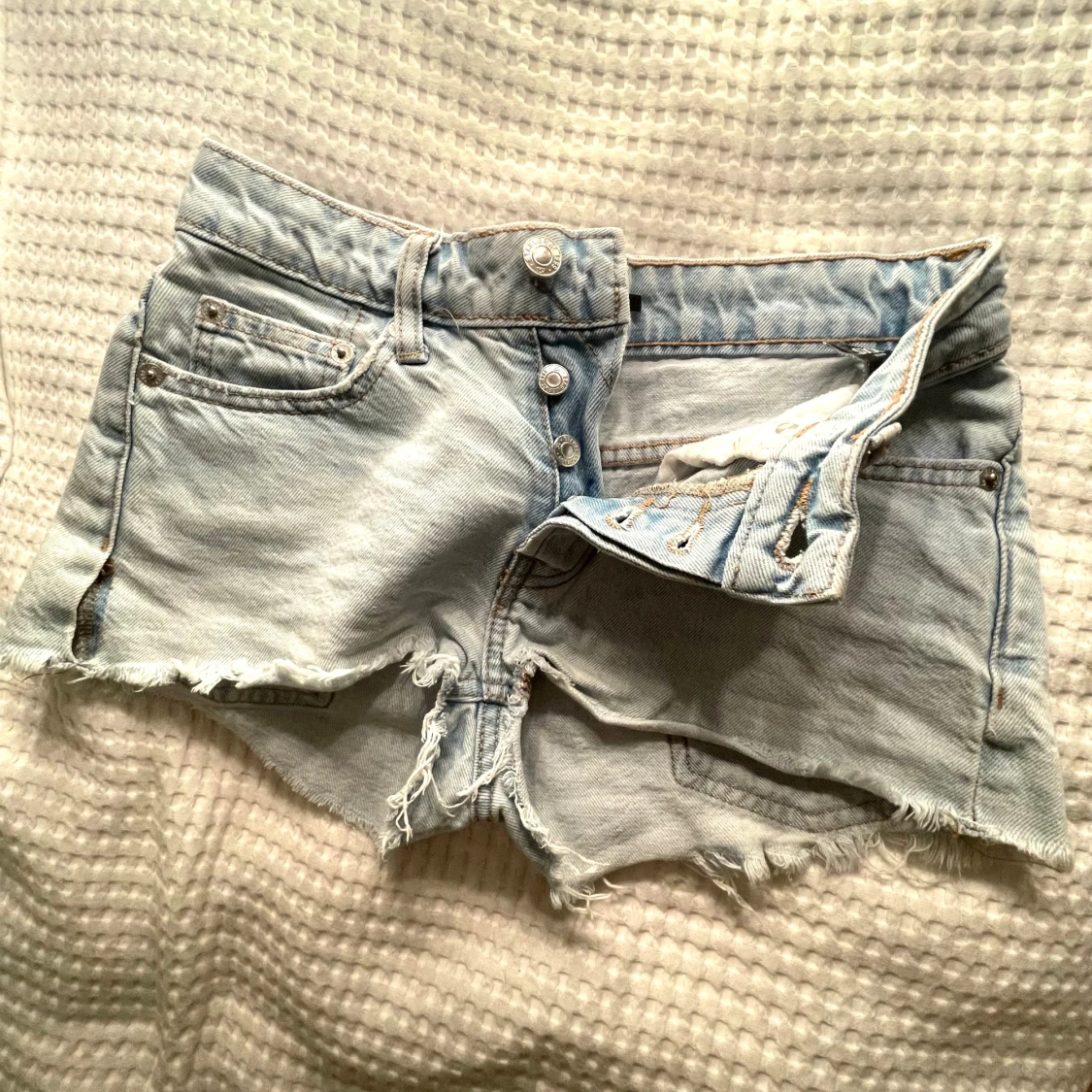 Ljus blåa jeans shorts - 91