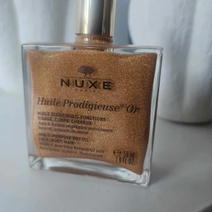 NUXEskimmerolja - NUXE skimmerolja för ansikte/hud/hår Använt cirka 1 ml av den!