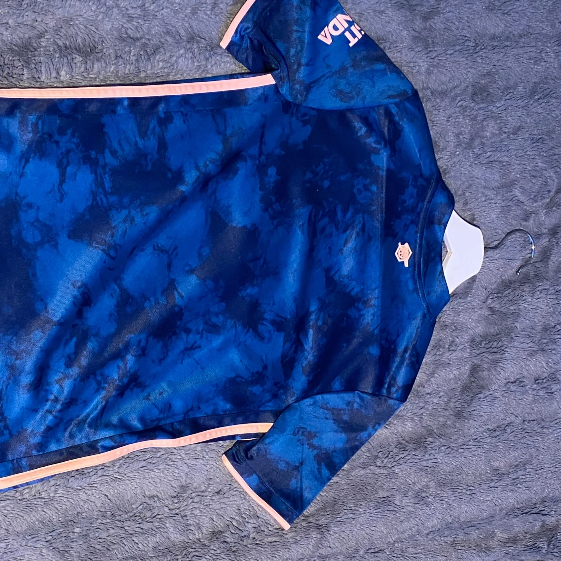 Arsenal tredjetröja 2020/21 - 90