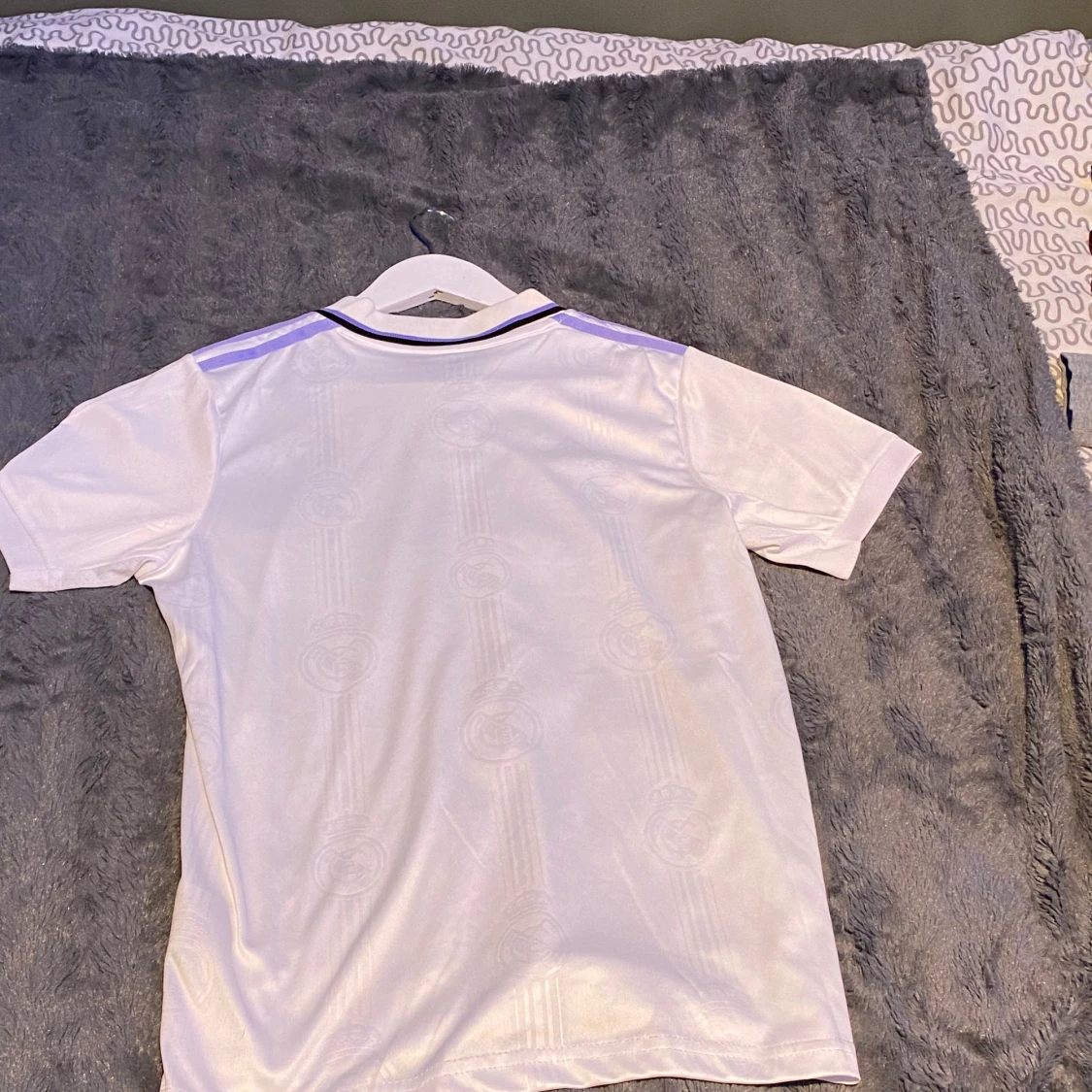 Real Madrid hemmatröja 2022/23 - 90