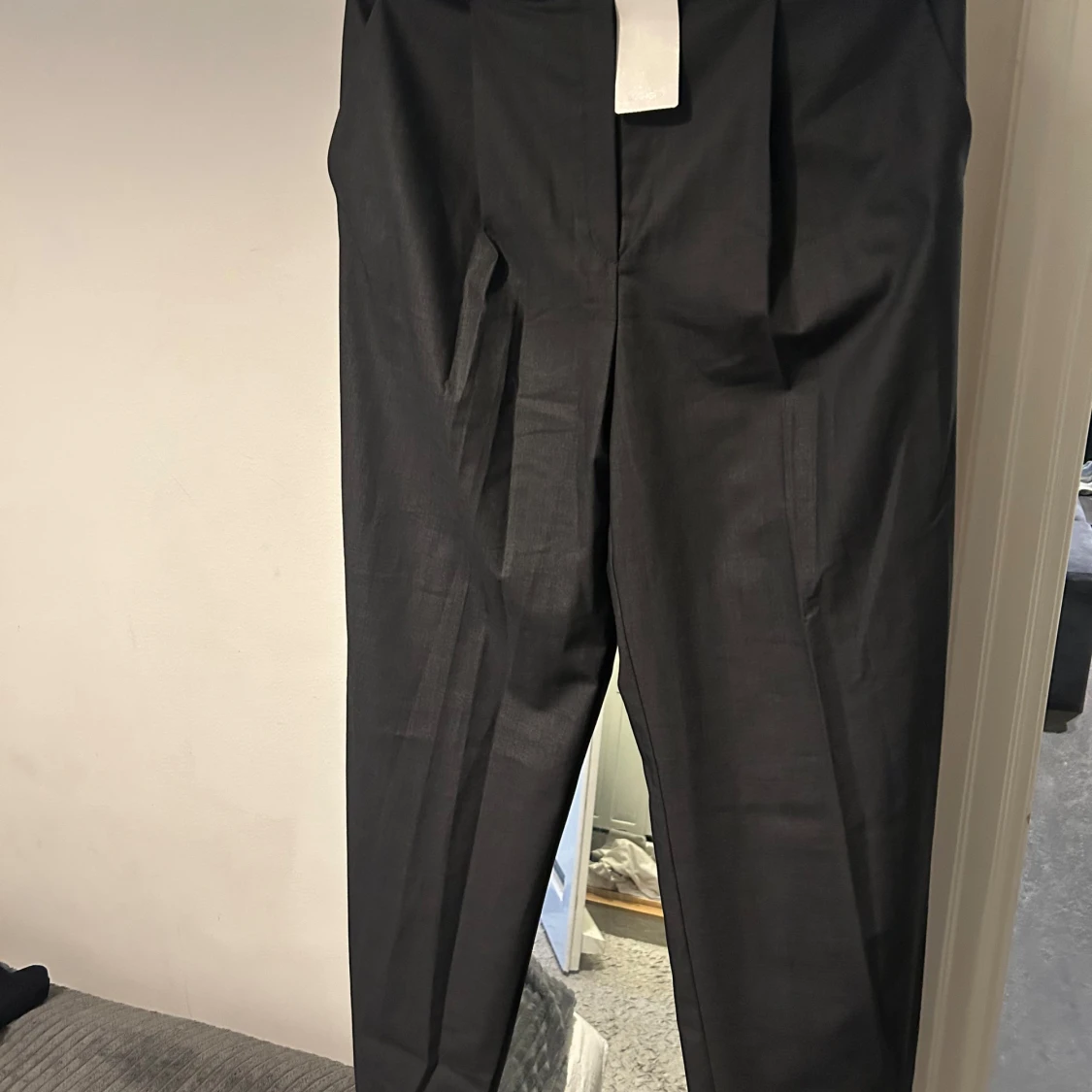 Svarta Mango kostymbyxor