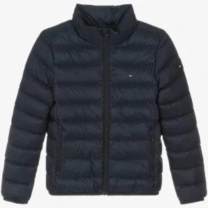 Svart dunjacka från Tommy Hilfiger - Snygg svart dunjacka från Tommy Hilfiger med dragkedja framtill. Perfekt för kyligare dagar. Säljer pga att kommer ej till användning. Köpte för ungefär 1600kr !! Pris KAN diskuteras!!!!!