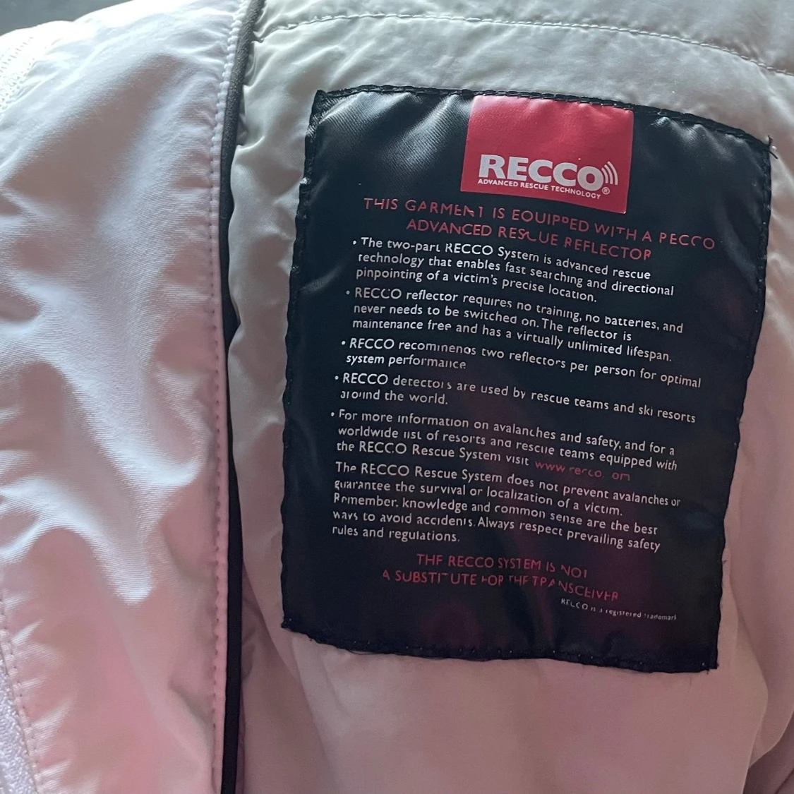 Vit damskidjacka från Helly Hansen, strl M - 3