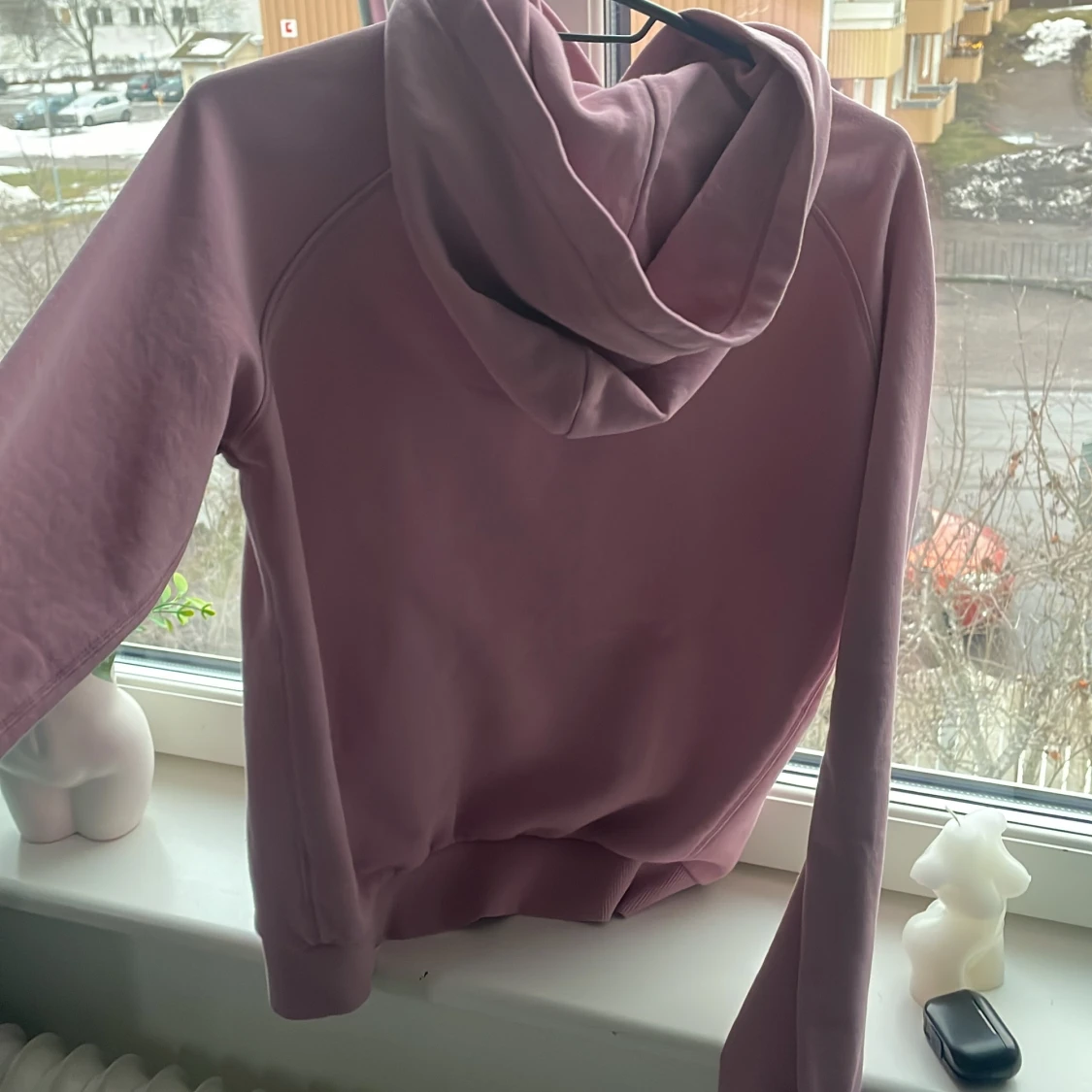 Rosa hoodie från Peak Performance - 2