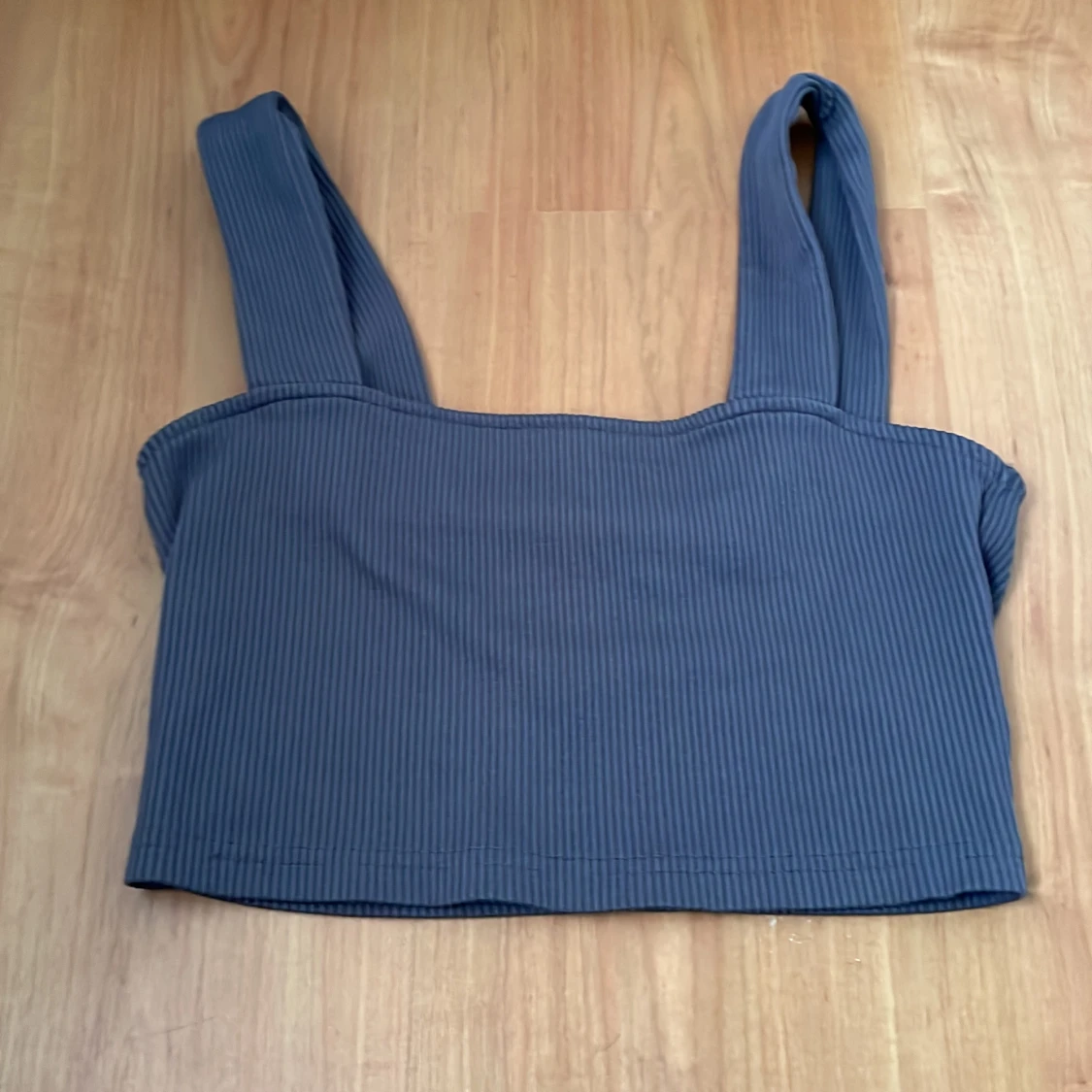 Blå ribbad linnetopp - 1