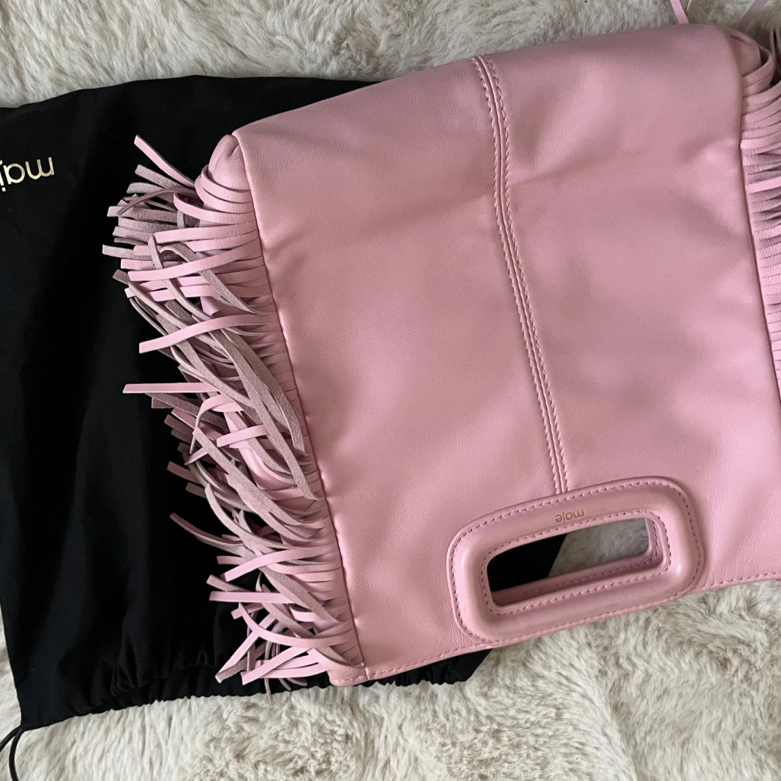 Rosa väska med fransar från Maje - 2