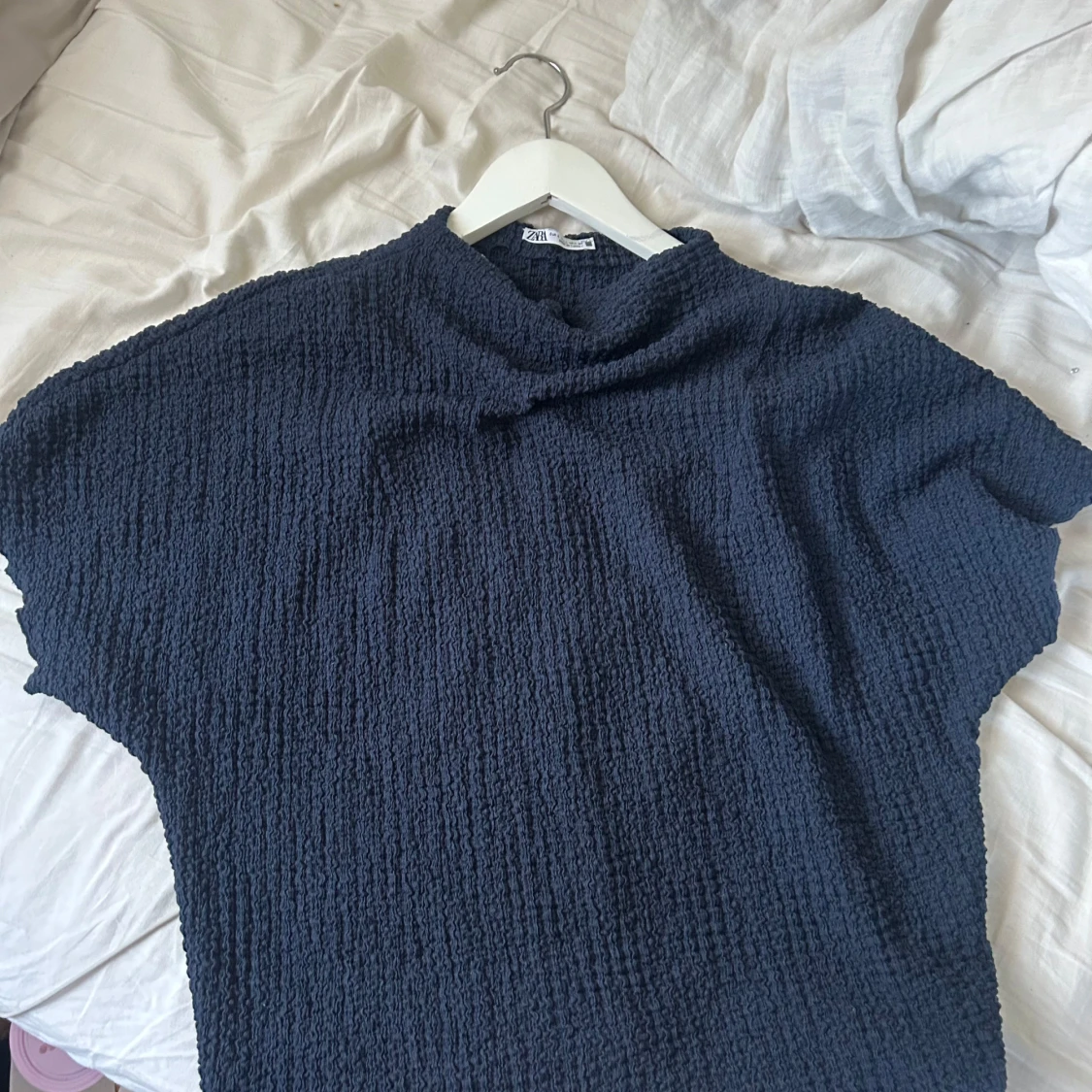 Mörkblå topp från Zara