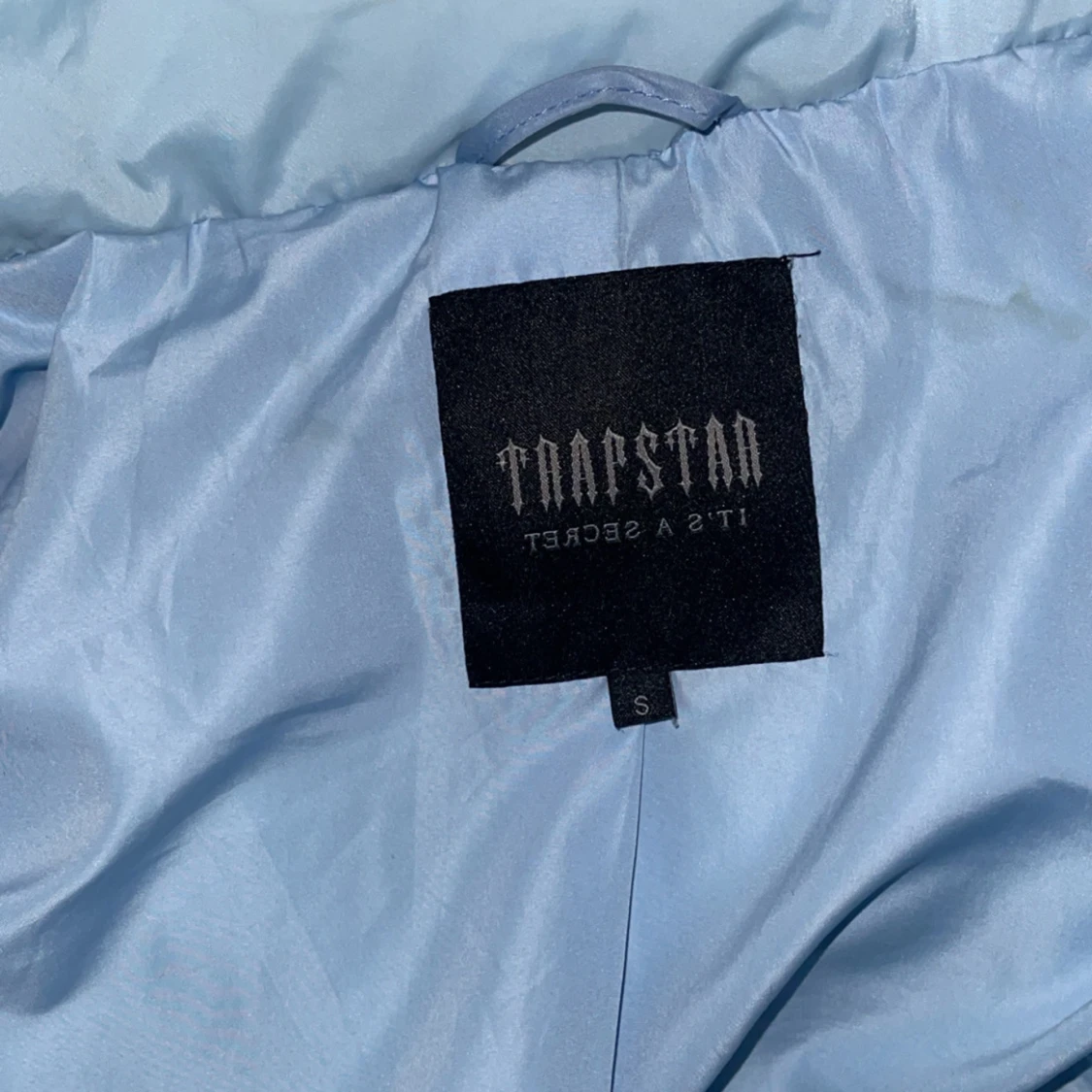 Ljusblå pufferjacka från Trapstar - 92