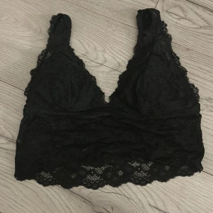 bh/bralette från hm - knappt använd bra skick