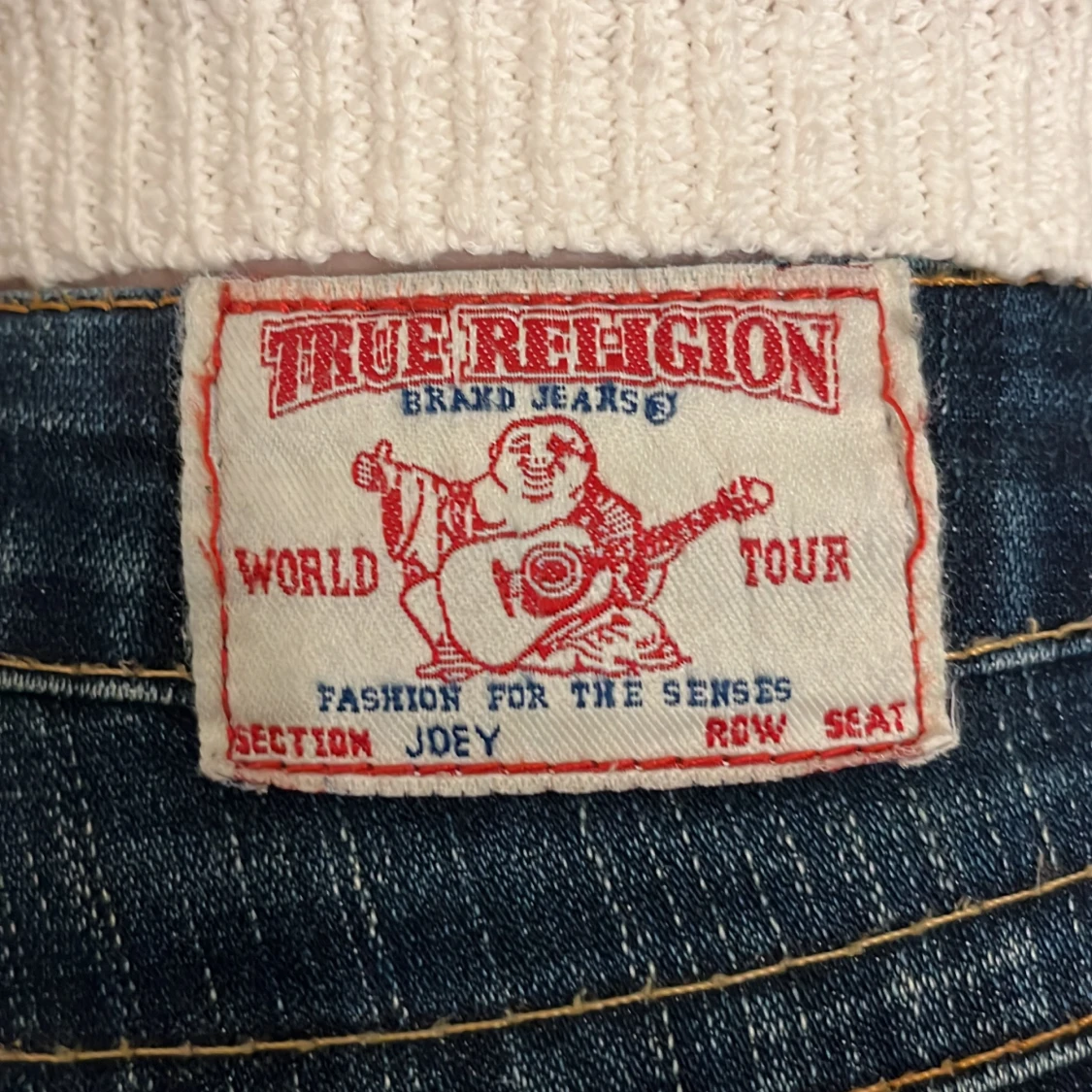 Mörkblå jeans från True Religion - 91