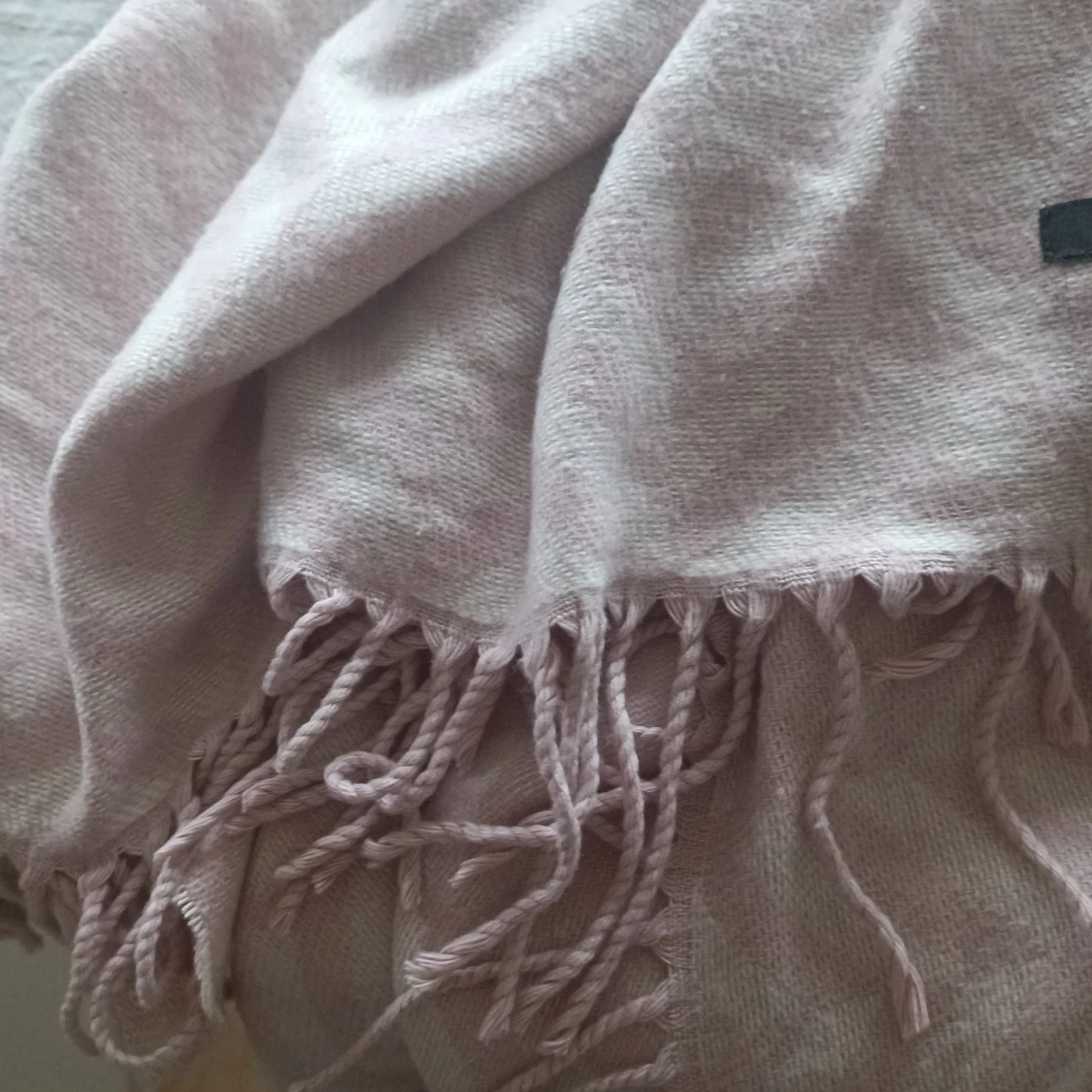 Rosa oversized sjal från Love & Lore - 92