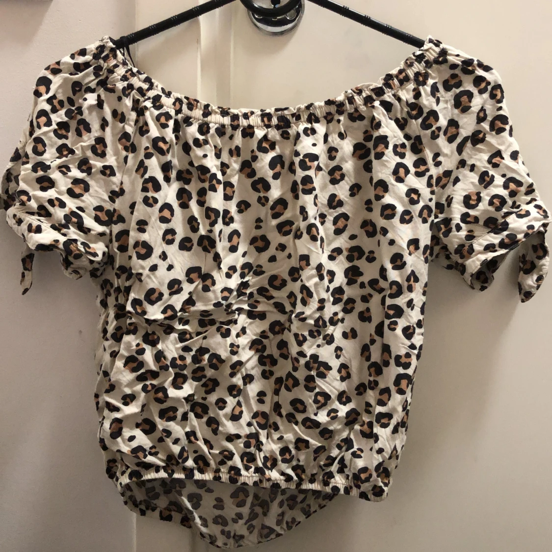 Leopard mönstrad top - 90