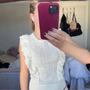 Söt blus - Sjukt söt blus som tyvärr inte kommer till någon andvänding !!❣️❣️