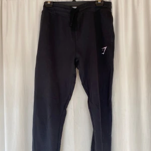 gymshark - gymshark mjukisbyxor storlek S