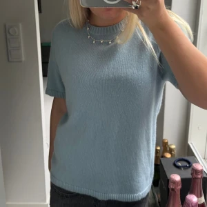 Kashmir tröja - Säljer denna super unika tröja från Soft Goat!!! Super bra skick i stl S!