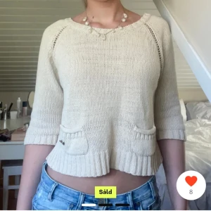 Så fin tröja - Köpte den här på Plick men den var tyvärr för stor för mig😕 Skit snygg och prefekt för höstem