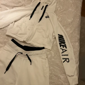 Helt ny Nike dress  - Ny