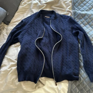 Stenström tröja hel zip - Storlek, S (XS), mörk blåa 8/10 skick 