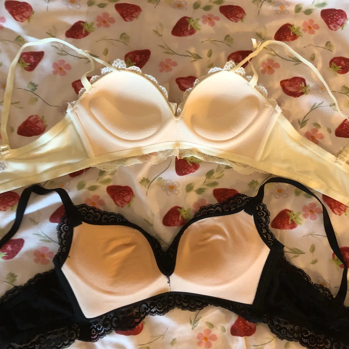 HELT NYA jättefina BH-ar - 91