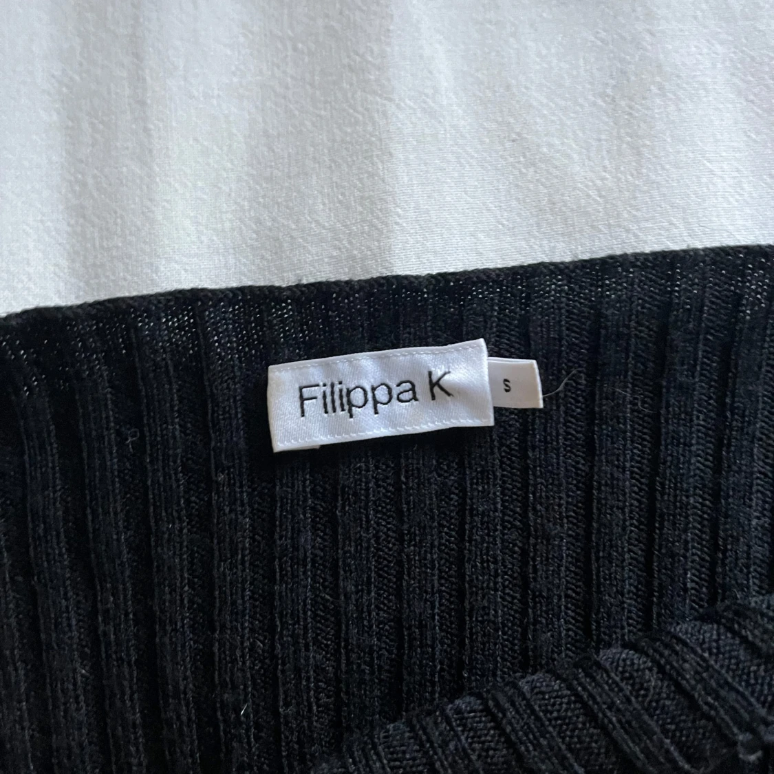 Stickad tröja från Filippa k - 90