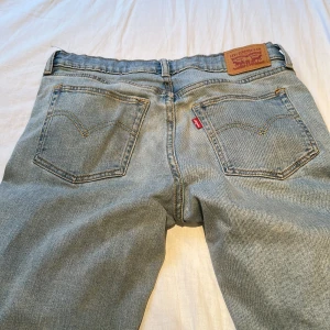 Levis jeans - Levis jeans 501 164cm 16 år Byta storlek med bandet
