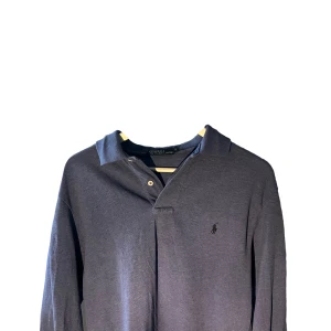 Ralph lauren  - Get rugby skicket är 10/10 / skriv vid funderingar