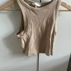 Beige linne från H&M  - Bra skick knappt använd 