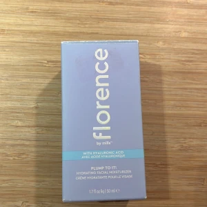 Ansiktskräm  - Säljer denna kräm för Florence by mills pga att den inte kmr till användning. Använd ca 3 ggr men har inte kommit till nån mer användning. Skriv för fler bilder elr om du har frågor💕