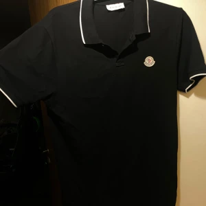 moncler pike - moncler pike perfekt skick 