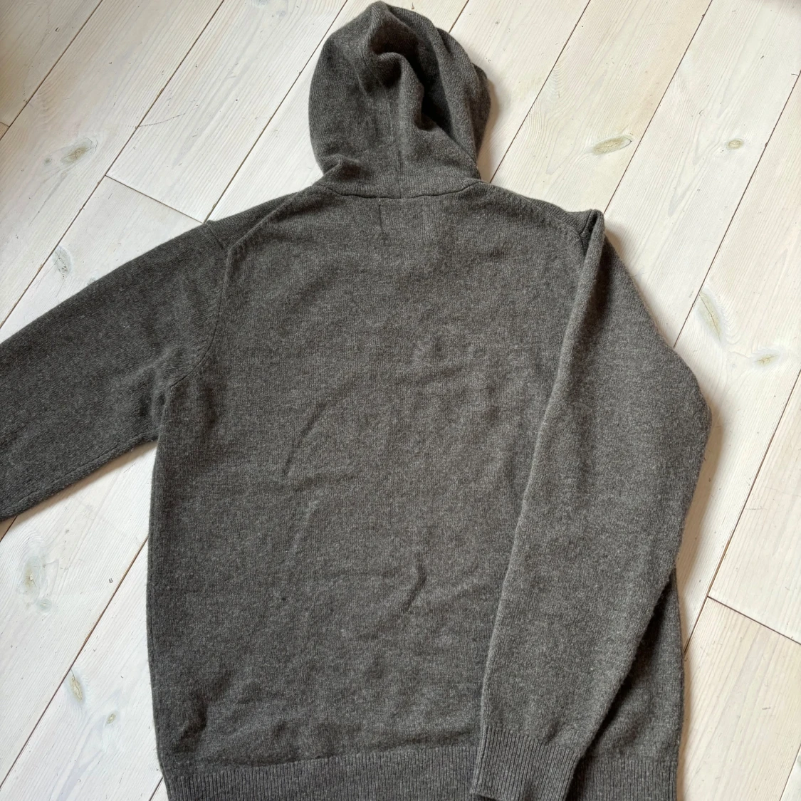 Stickad hoodie - 90