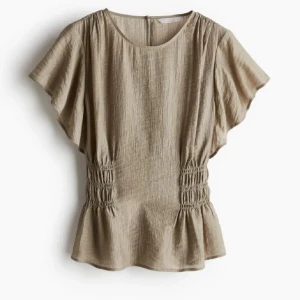 Blus hm - Grön/grå blus från hm i storlek M, som ny