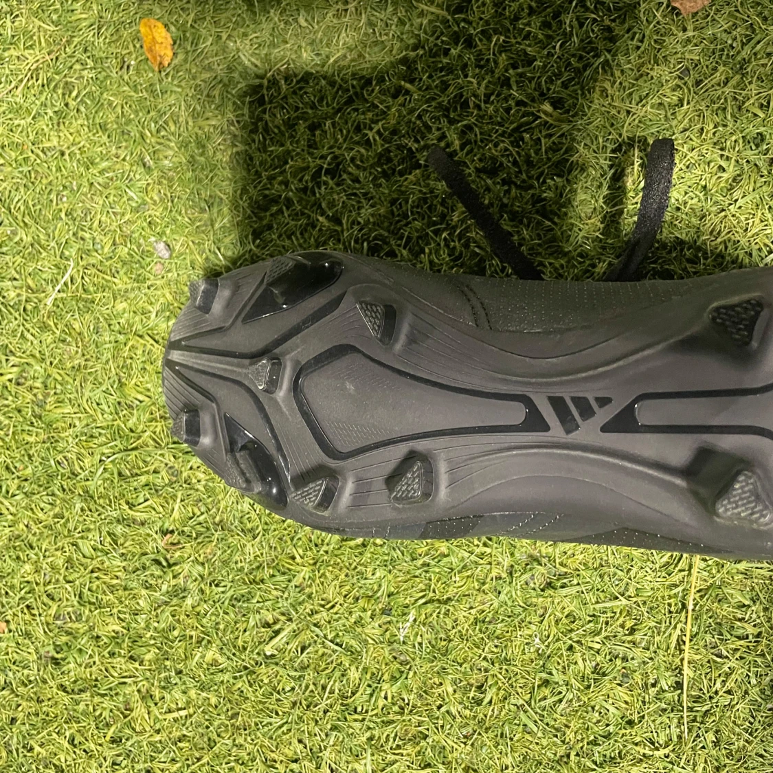 Svarta Fotbolls skor - 90