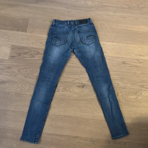 G Star raw jeans - Snygga G Star raw jeans.  Bara att höra av sig vid funderingar! 