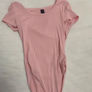 Body - Rosa body från shein. Storlek S. 