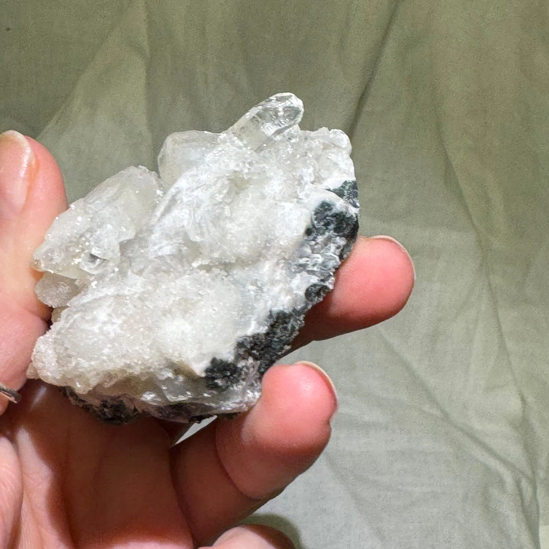 Vackert litet apofylit kluster  - 91