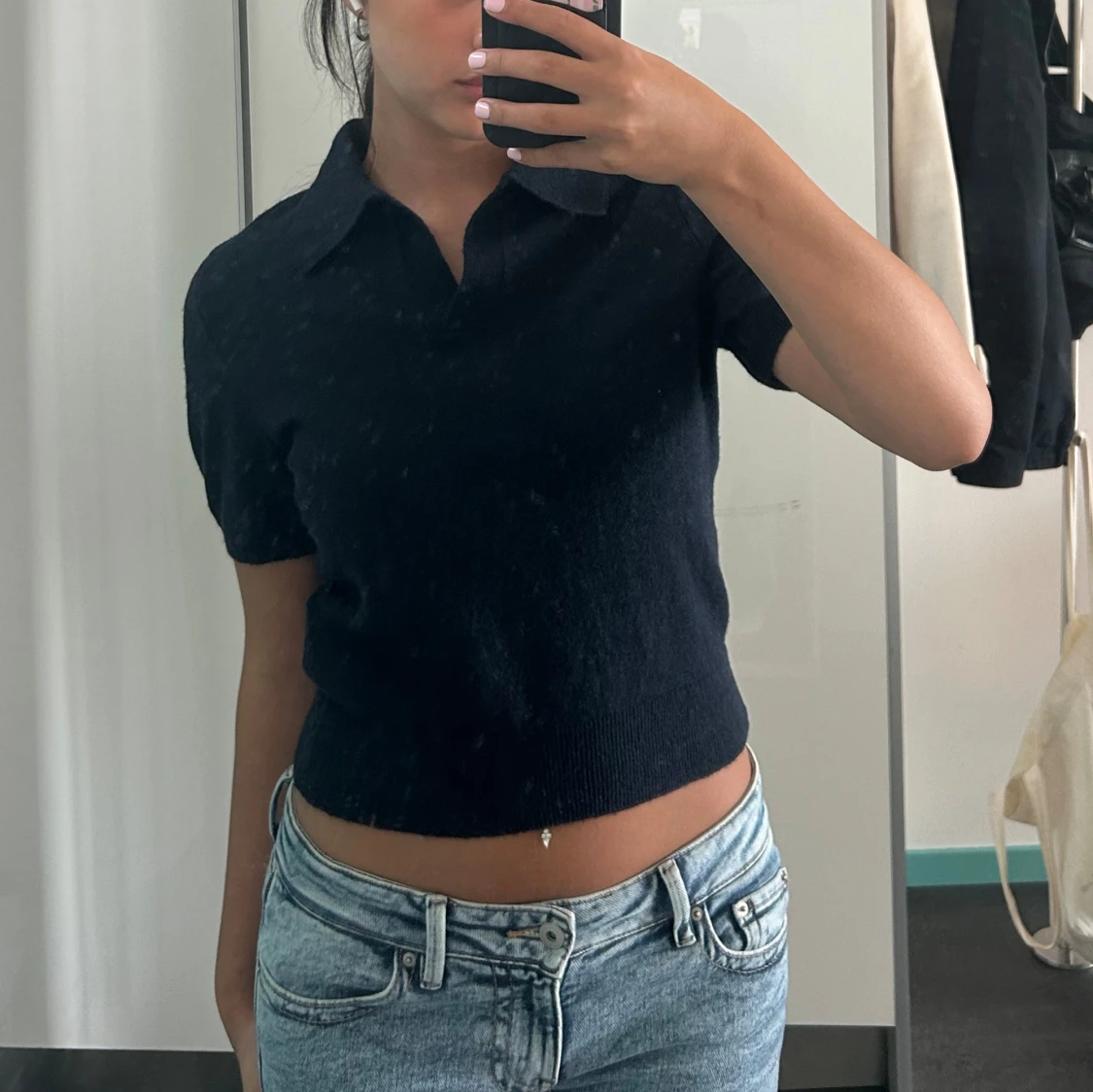 Marinblå stickad t shirt