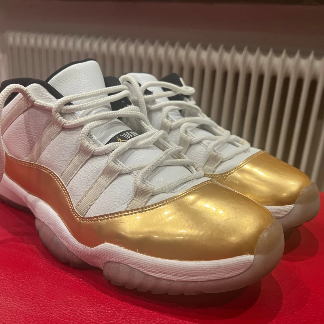 Jordan 11 low retro ceremony - 90