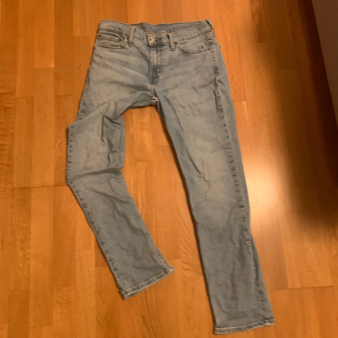 Levi's 511 ljusblå jeans - 90