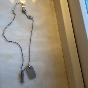 Halsband  - Halsband från diesel, fantastiskt skick