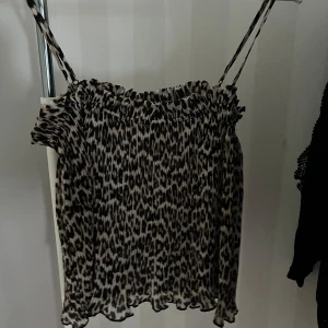 Leopard linne - Ett leopard linne, inga defekter.