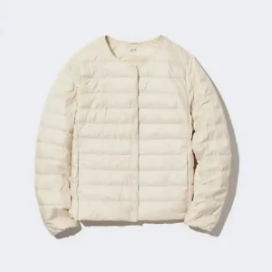 uniqlo jacka - snygg o rednig jacka från uniqlo, använde en del i våras men jättebra skick