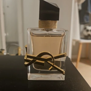 YSL Libre Eau de parfum 30 ml - 95% kvar 