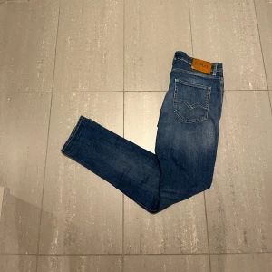 Replay Jeans - Säljer nu dessa replay jeans, skriv för fler bilder/frågor🙌🏼