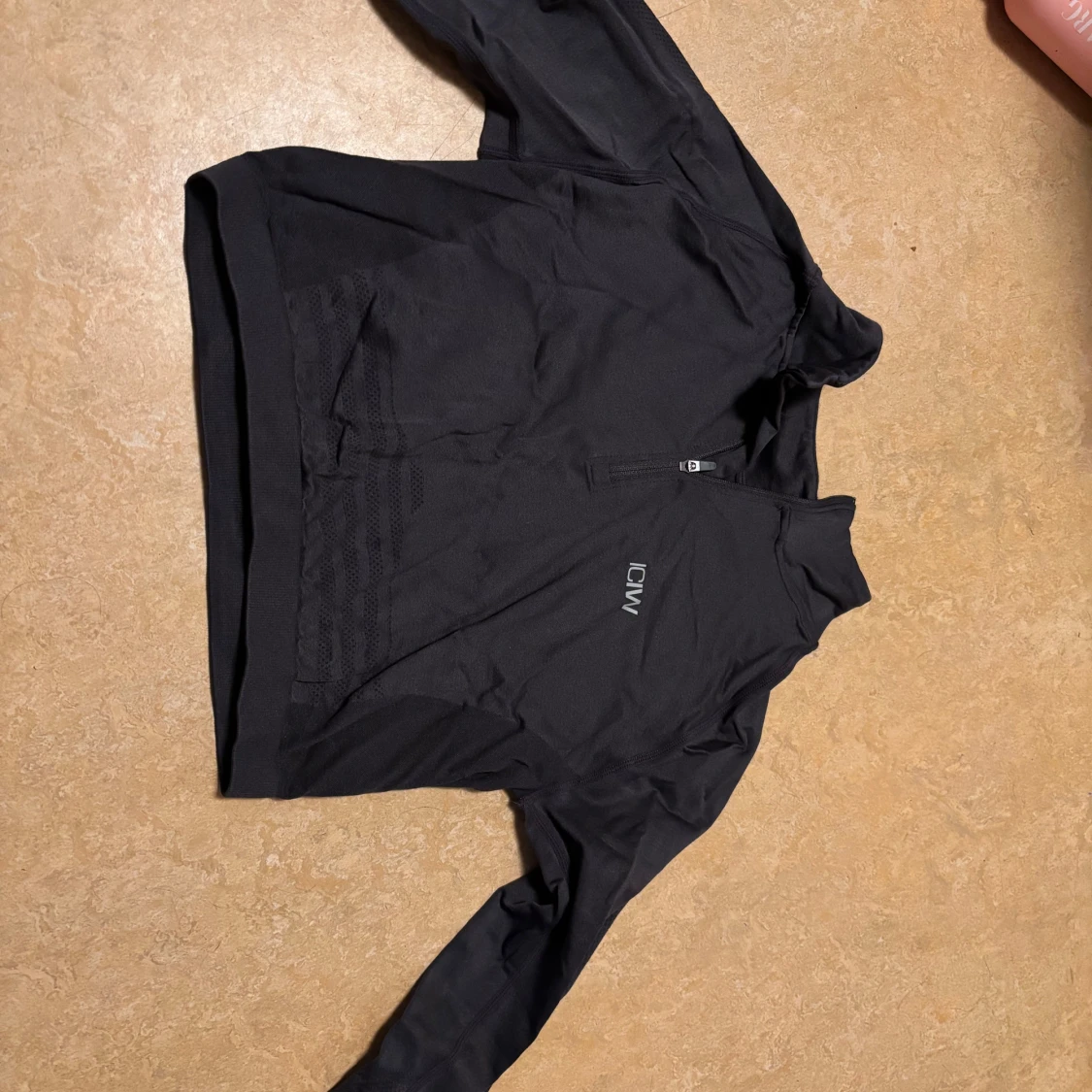 Mörklila/grå  träningsjacka från ICANIWILL