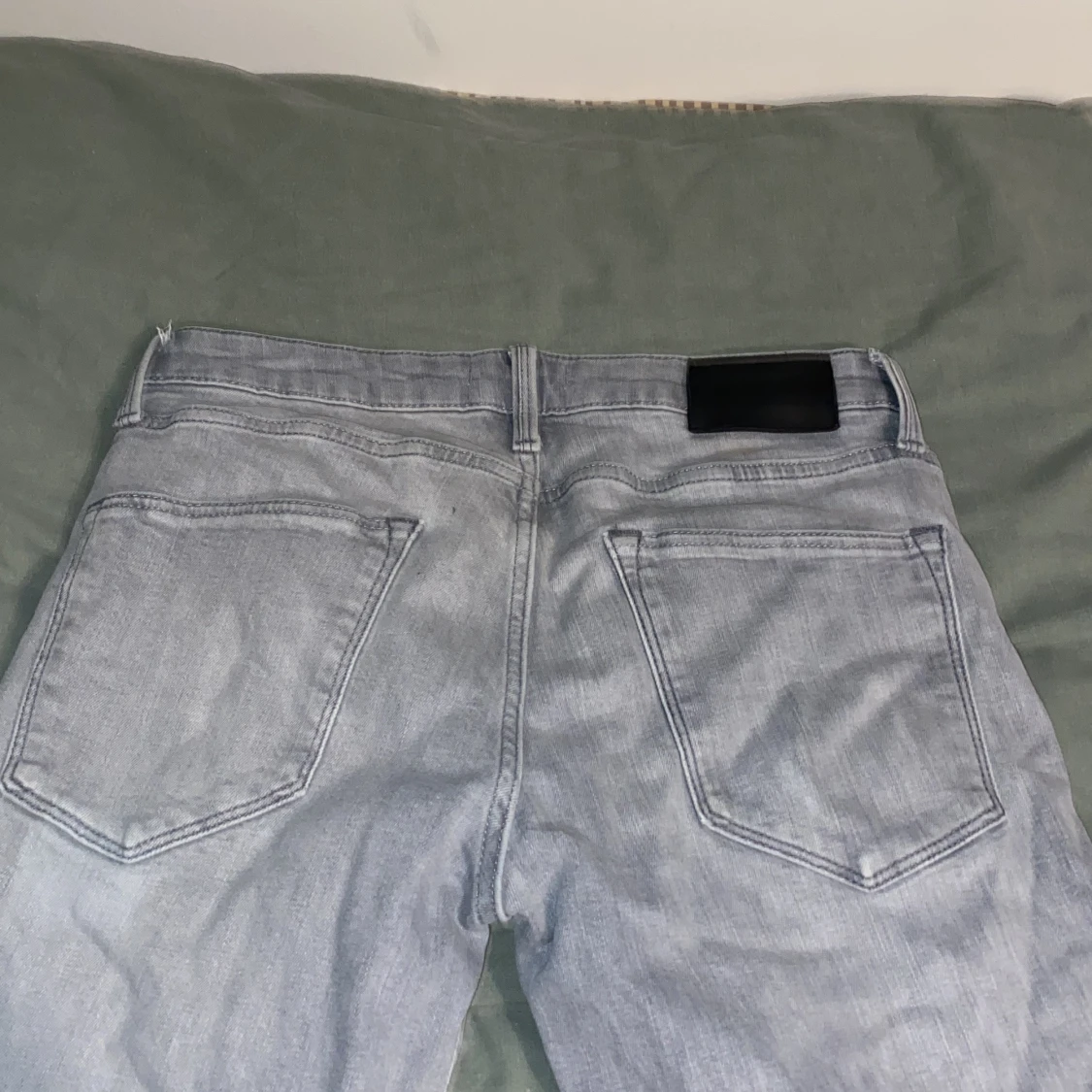 Grå jeans från Regular Clark - 93