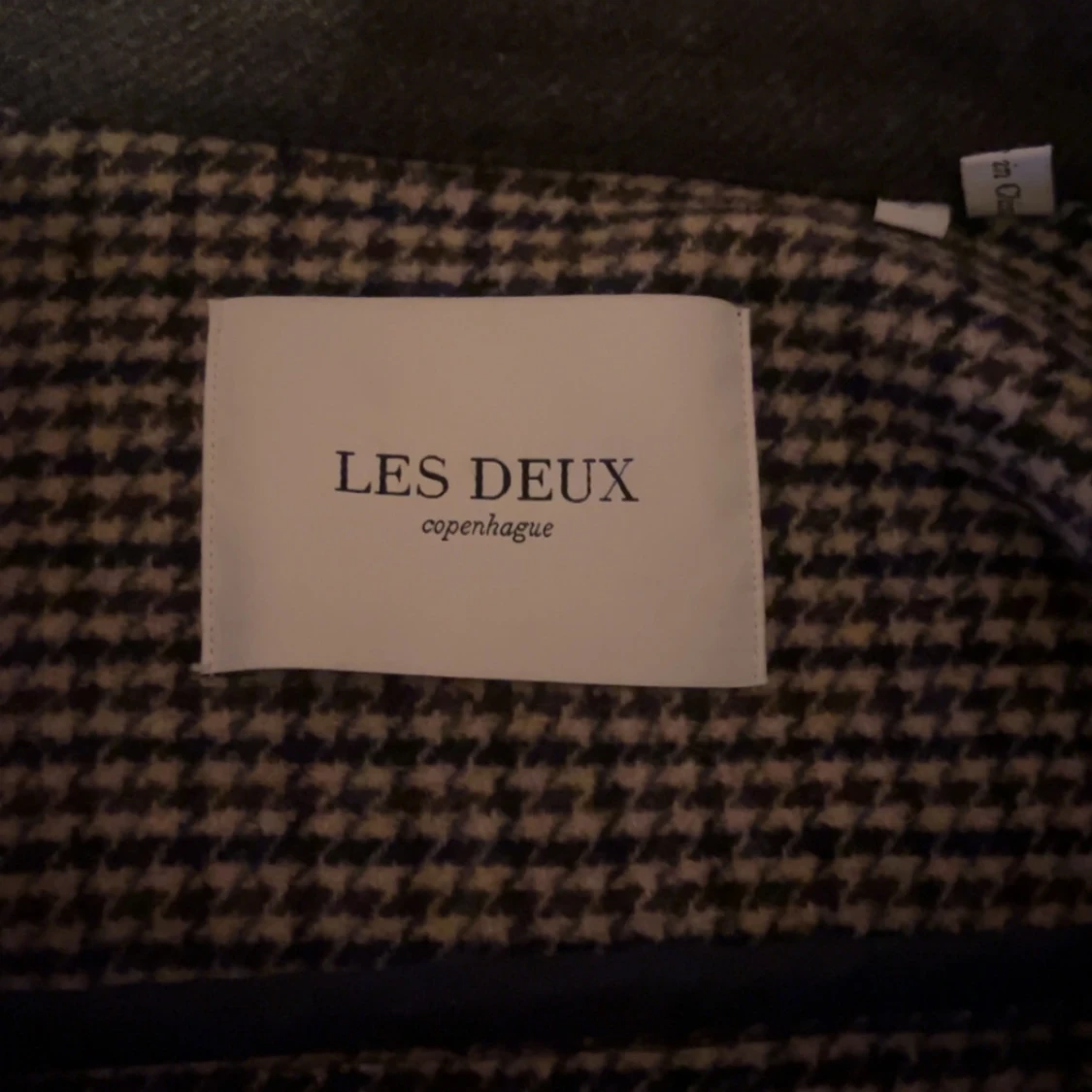 Mörkgrå overshirt från Les Deux - 1