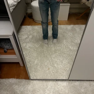 LTB jeans i storlek 22 eller 23! (Xxs)  - Jeansen är i bra skick! Inte använt mer en 3 gånger! Har ett hål i ena knät men inga andra skador!
