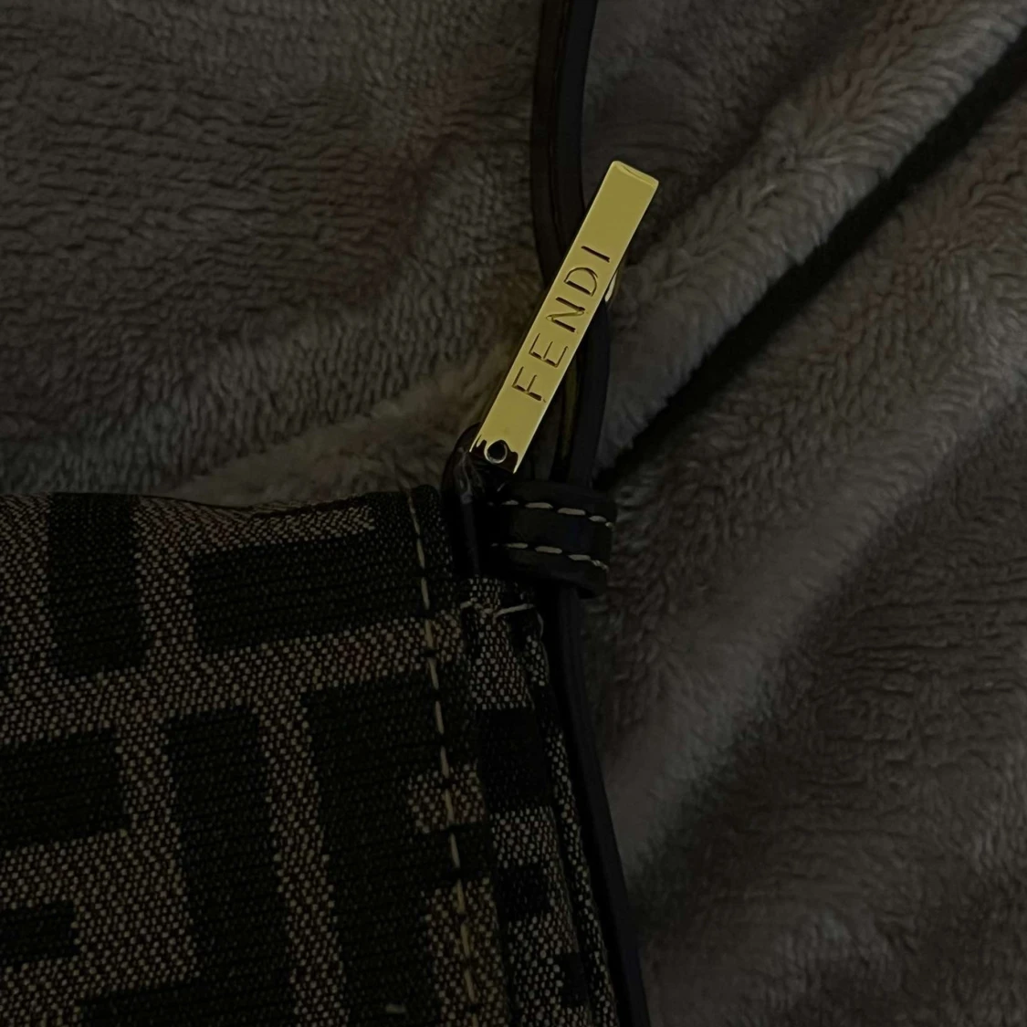 Fendi väska - 92